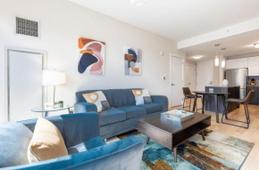 Luxury Apt with Pool - AS-18H